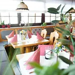 Stroh بيت ريفي Buchholz (Neuwied)