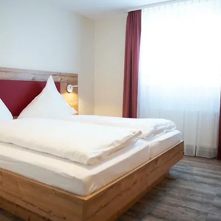 Stroh Мини-отель Buchholz (Neuwied)